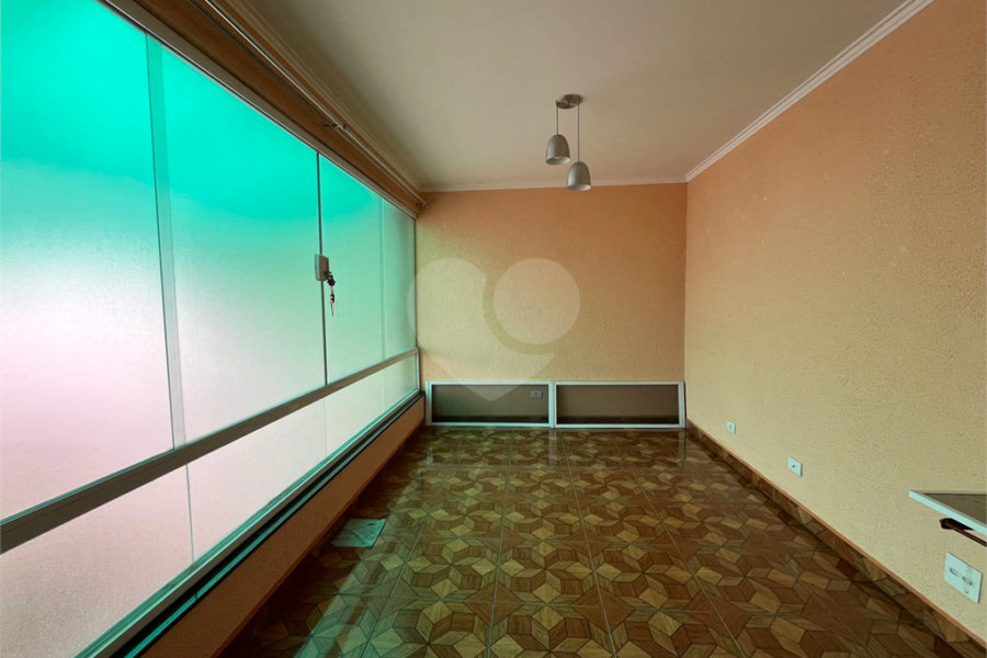 Sobrado à venda com 4 quartos, sendo 2 suítes, em Tremembé, São Paulo, SP