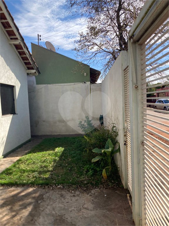 Casa à venda com 2 quartos, sendo 1 suíte, em Parque dos Ipês II, Ponta Porã, MS