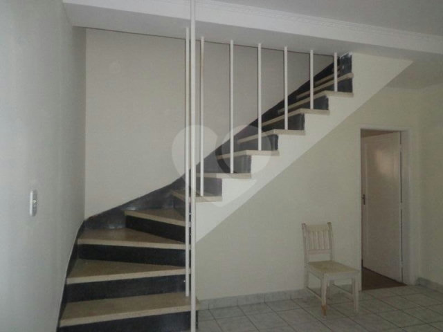 Sobrado à venda com 2 quartos em Santana, São Paulo, SP