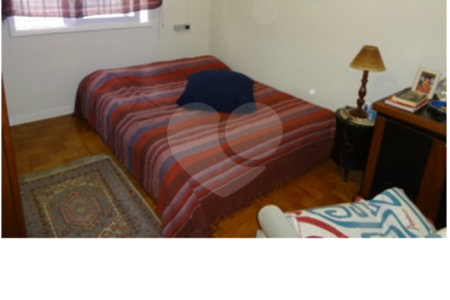 Sobrado à venda com 3 quartos, sendo 1 suíte, em Alto da Boa Vista, São Paulo, SP