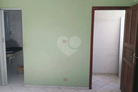 Sobrado à venda com 5 quartos em Vila Arriete, São Paulo, SP