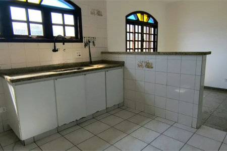 Sobrado à venda com 3 quartos, sendo 2 suítes, em Jardim Ivana, São Paulo, SP