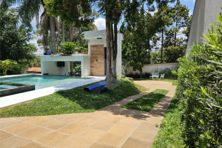 Sobrado à venda ou para alugar com 1 quarto, sendo 5 suítes, em Chácara Monte Alegre, São Paulo, SP