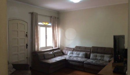 Casa à venda com 3 quartos, sendo 1 suíte,  em Jardim Trussardi, São Paulo, SP