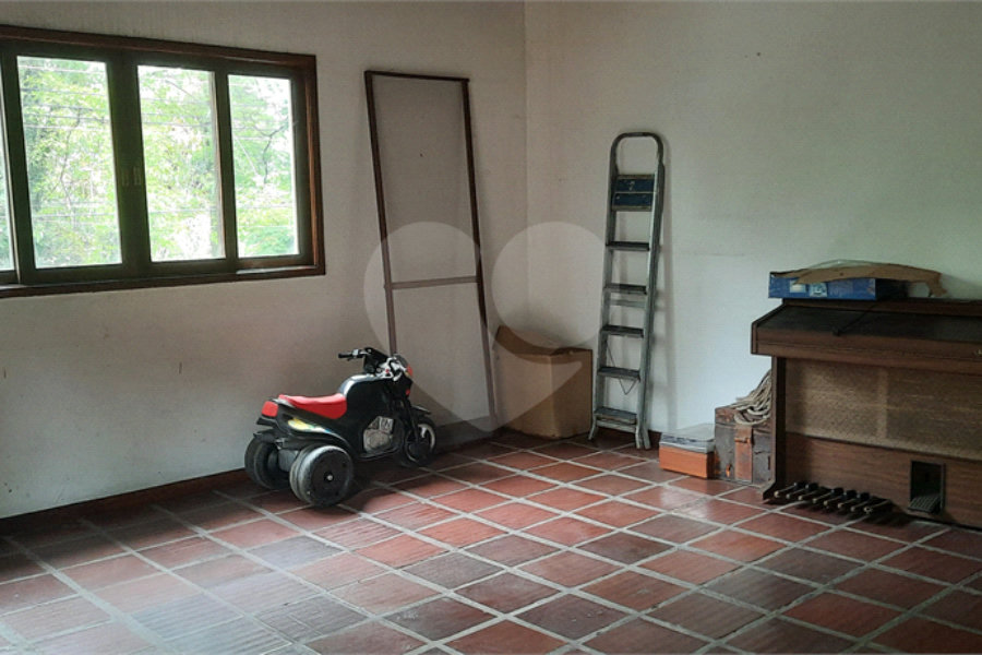 Casa à venda com 3 quartos, sendo 1 suíte,  em Serra da Cantareira, Mairiporã, SP