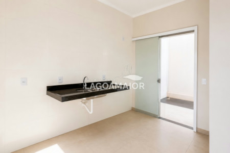 Casa à venda com 2 quartos, sendo 1 suíte,  em Jardim dos Ipes, Três Lagoas, MS