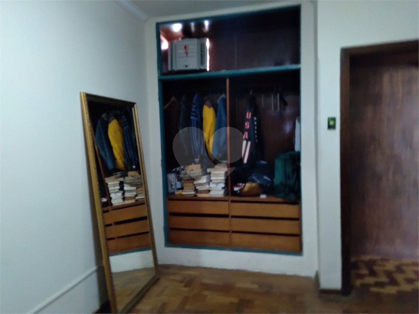 Casa à venda com 3 quartos, sendo 1 suíte, em Jardim França, São Paulo, SP