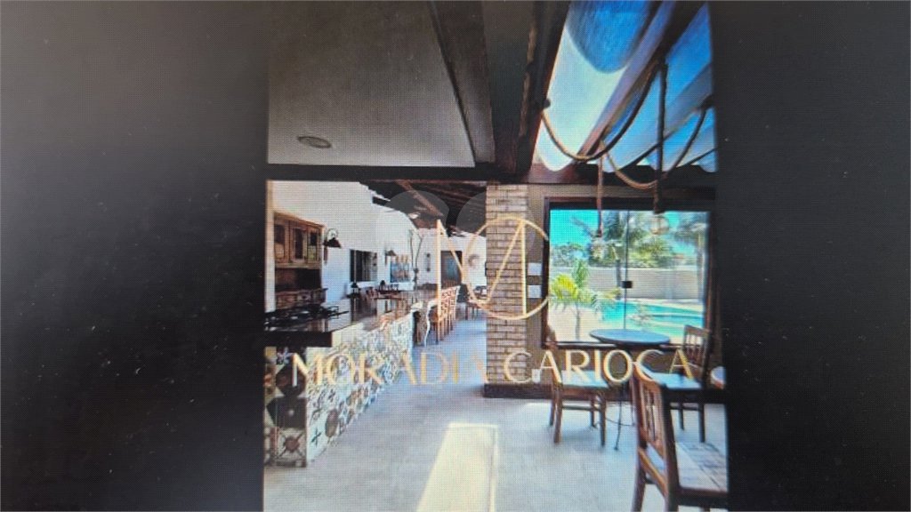 Casa à venda com 4 suítes em Jardim Peró, Cabo Frio, RJ