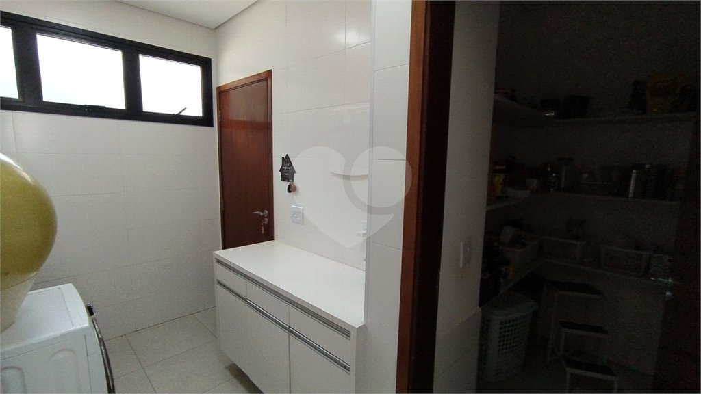 Casa à venda com 3 suítes no condomínio Reserva dos Vinhedos, Louveira - SP
