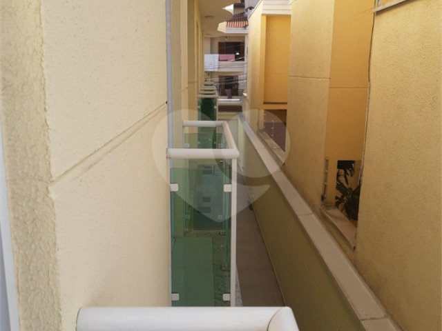 Casa à venda com 2 suítes no condomínio Residencial Poncet, São Paulo - SP