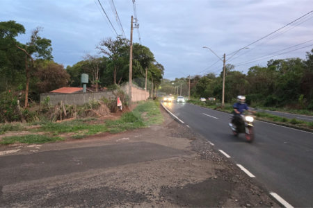 Terreno à venda em Chácara Velosa, Araraquara, SP