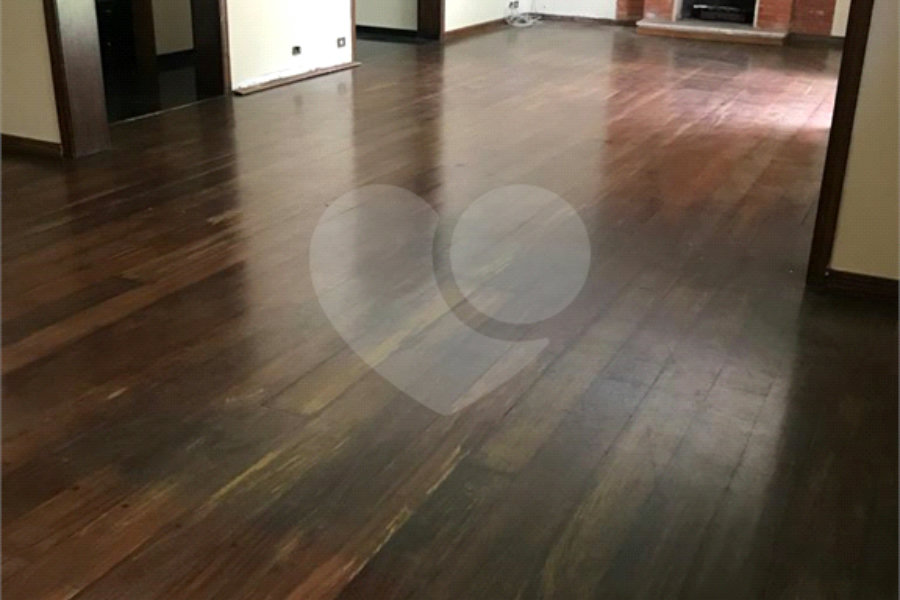 Casa à venda com 4 suítes no condomínio Alpes da Cantareira, Mairiporã - SP