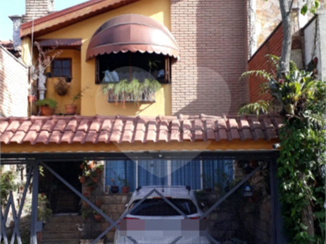 Sobrado à venda com 3 quartos em Água Fria, São Paulo, SP