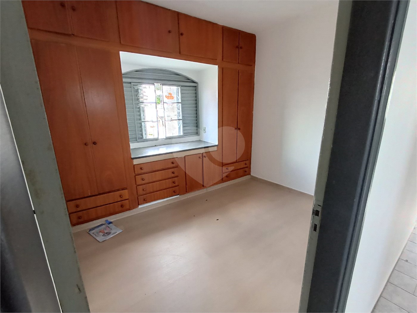 Casa à venda ou para alugar com 6 quartos, sendo 2 suítes, em Jardim Itália, Itapetininga, SP