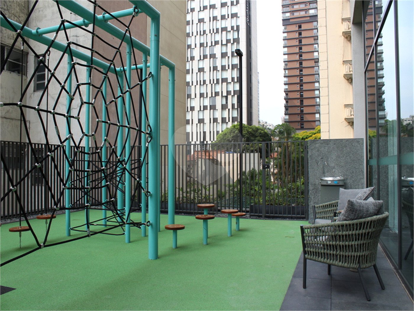 Apartamento à venda com 3 suítes em Pinheiros, São Paulo, SP