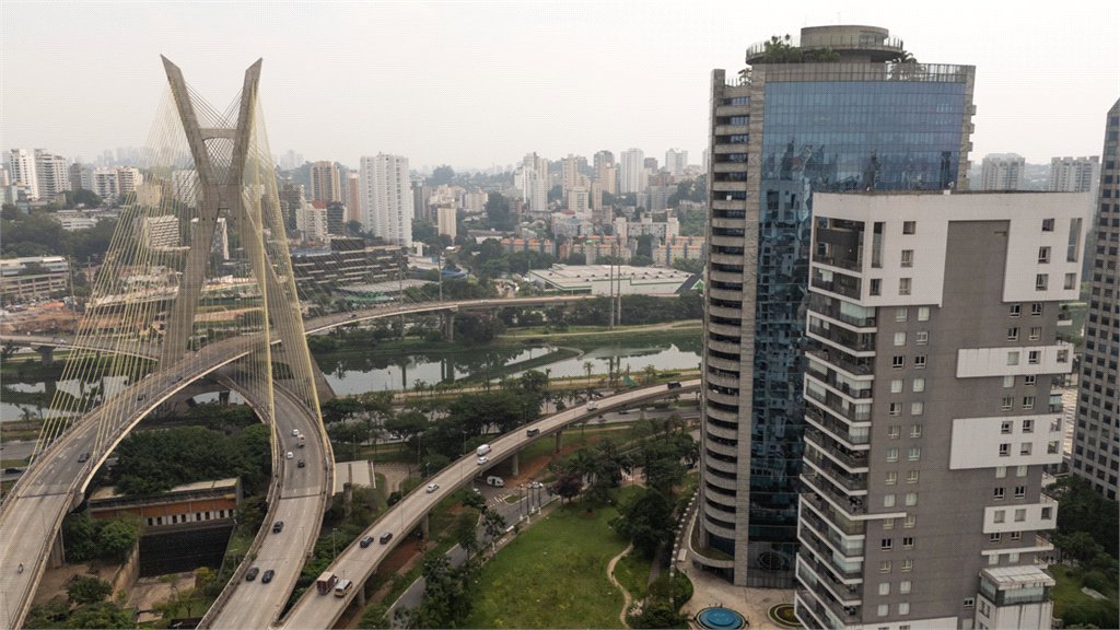 Apartamento à venda com 1 suíte em Cidade Monções, São Paulo, SP