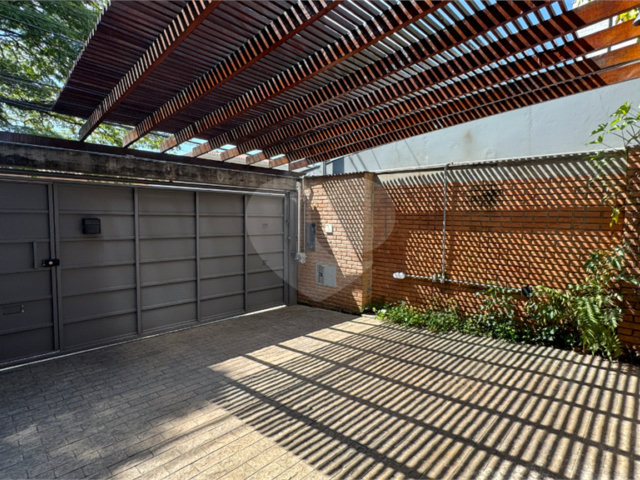 Sobrado à venda com 2 quartos, sendo 1 suíte,  em Brooklin Novo, São Paulo, SP
