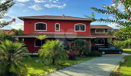 Chácara para alugar com 4 quartos, sendo 2 suítes,  no Centro (canguera), São Roque, SP