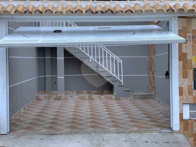 Sobrado à venda com 3 quartos, sendo 1 suíte,  em Vila Mazzei, São Paulo, SP