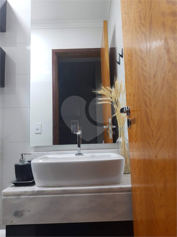 Casa à venda com 2 suítes no condomínio Residencial Poncet, São Paulo - SP