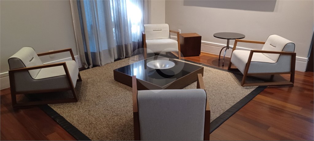 Apartamento à venda com 2 suítes em Parque do Morumbi, São Paulo, SP