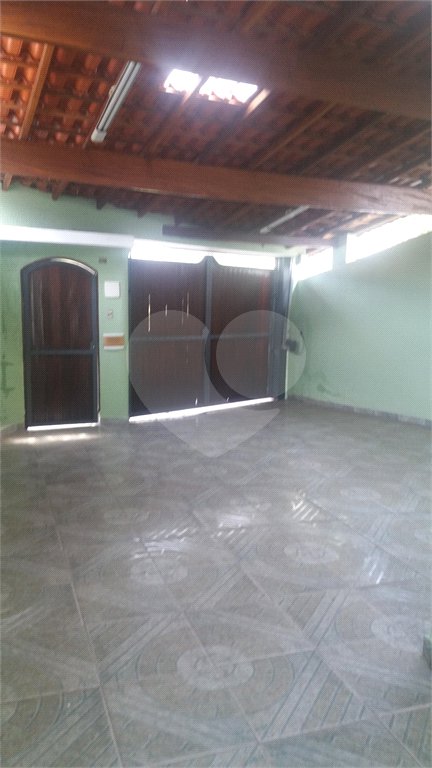 Sobrado à venda com 3 quartos, sendo 1 suíte, em Horto, São Paulo, SP