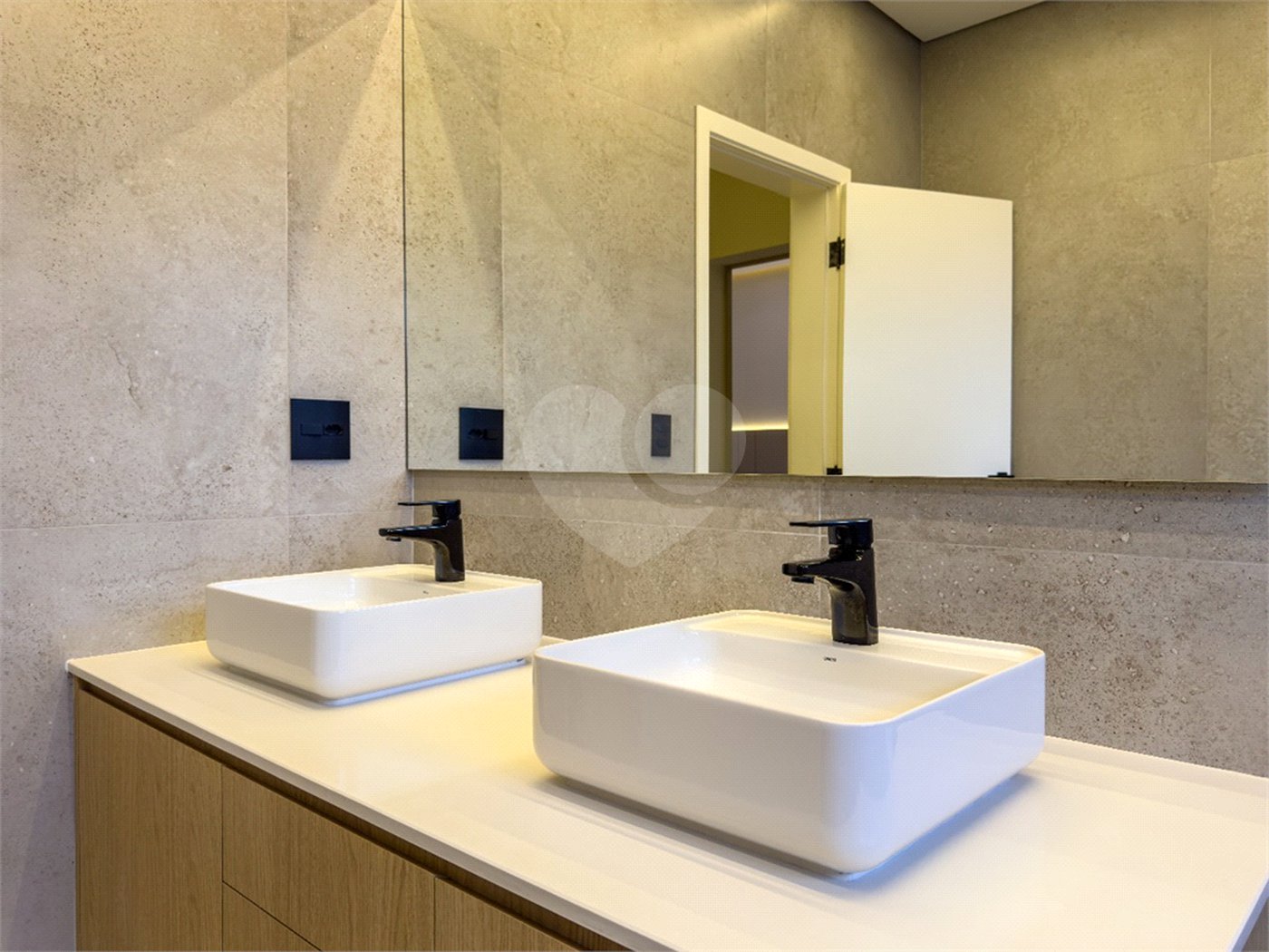 Casa à venda com 3 suítes no condomínio Residencial Helvétia Park, Indaiatuba - SP