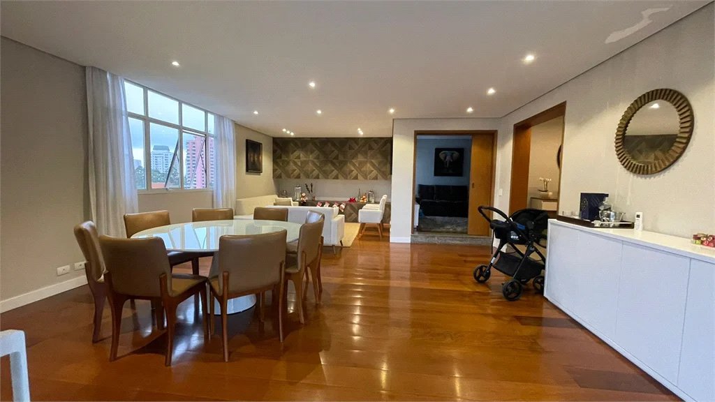 Apartamento à venda com 4 quartos, sendo 2 suítes, em Vila Suzana, São Paulo, SP