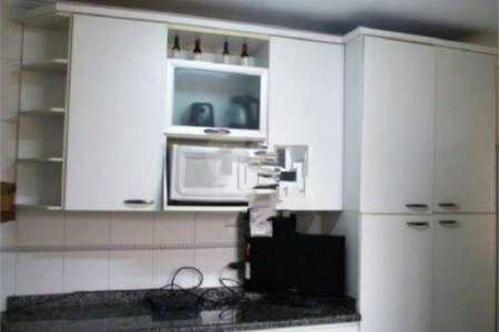 Casa à venda com 3 quartos, sendo 1 suíte, em Vila Nova Carolina, São Paulo, SP