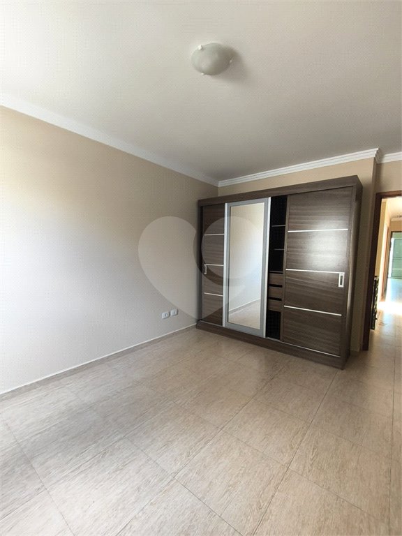 Sobrado à venda com 3 quartos, sendo 1 suíte, em Chora Menino, São Paulo, SP