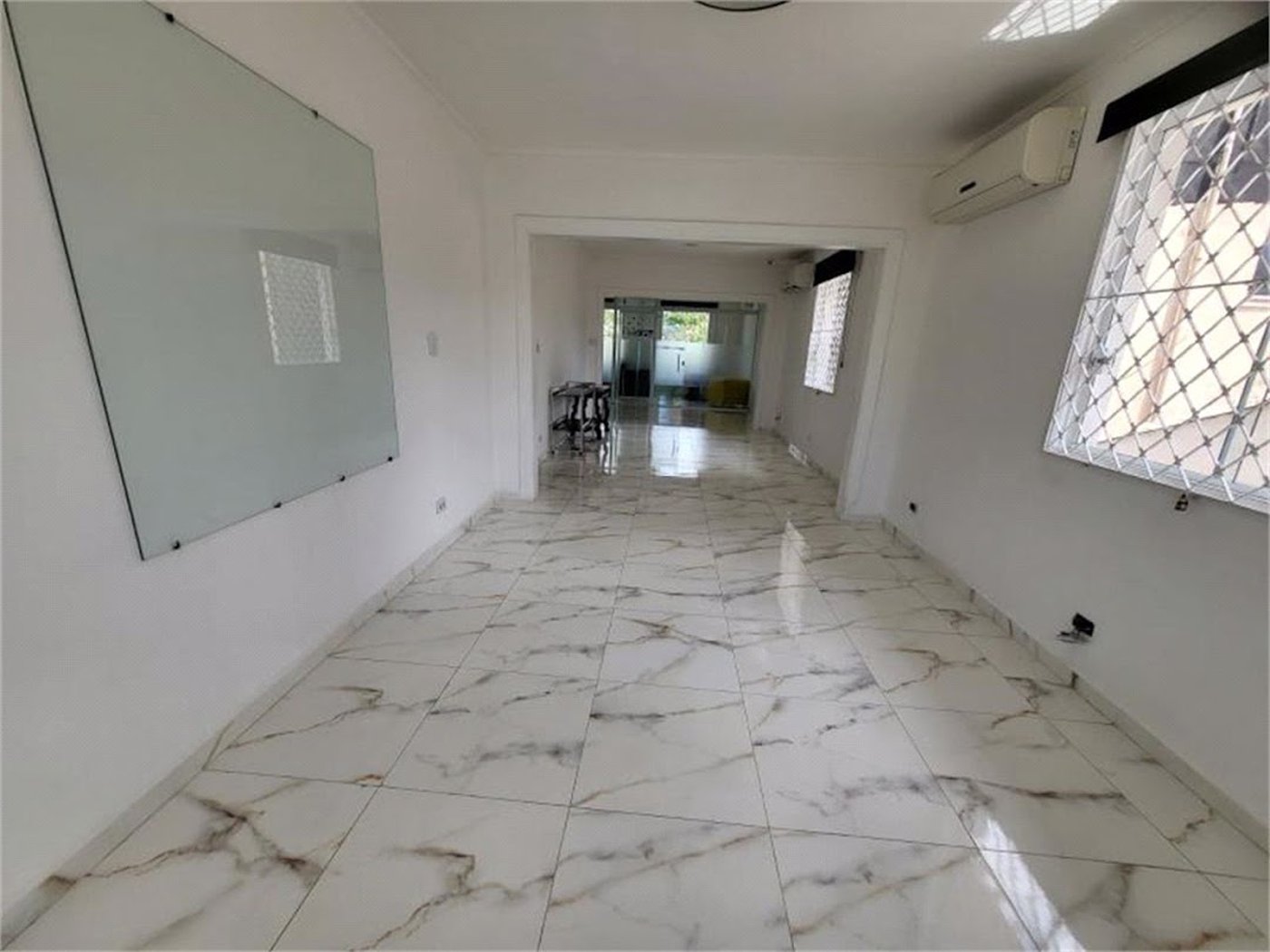 Casa com 4 dormitórios à venda, 235 m² por R$ 1.500.000,00 - Ponta da Praia - Santos/SP