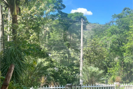 Casa à venda com 4 quartos, sendo 3 suítes, no condomínio Fazenda Cantagalo, Rio de Janeiro - RJ