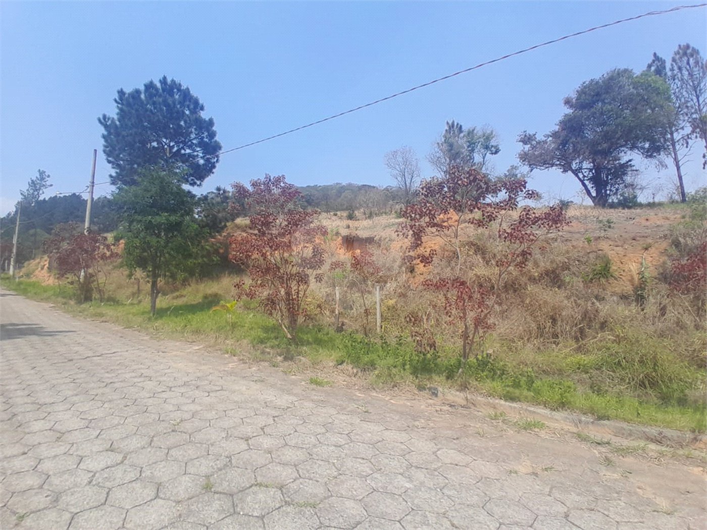 Terreno à venda no condomínio Aútria da Cantareira, Mairiporã - SP