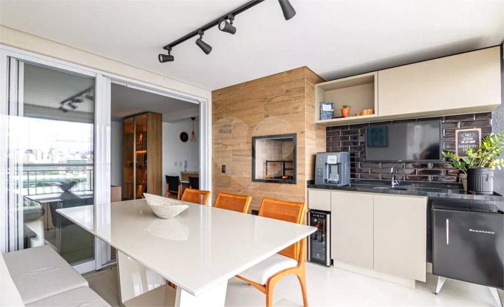 Apartamento à venda com 3 quartos, sendo 1 suíte, em Barra Funda, São Paulo, SP
