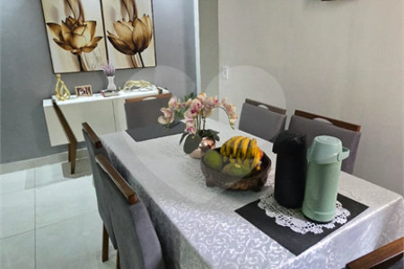 Apartamento com 48 m² localizado na Rua Conselheiro Crispiniano, 125