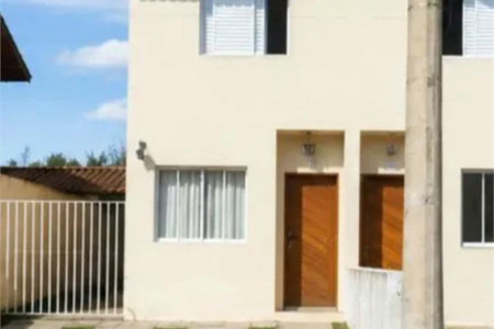 Sobrado à venda com 2 quartos em Jardim San Ressore (caucaia do Alto), Cotia - SP