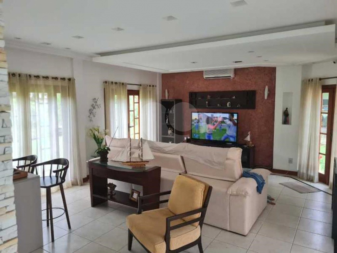 Casa à venda com 4 quartos, sendo 6 suítes, em Campo Grande, Rio de Janeiro, RJ