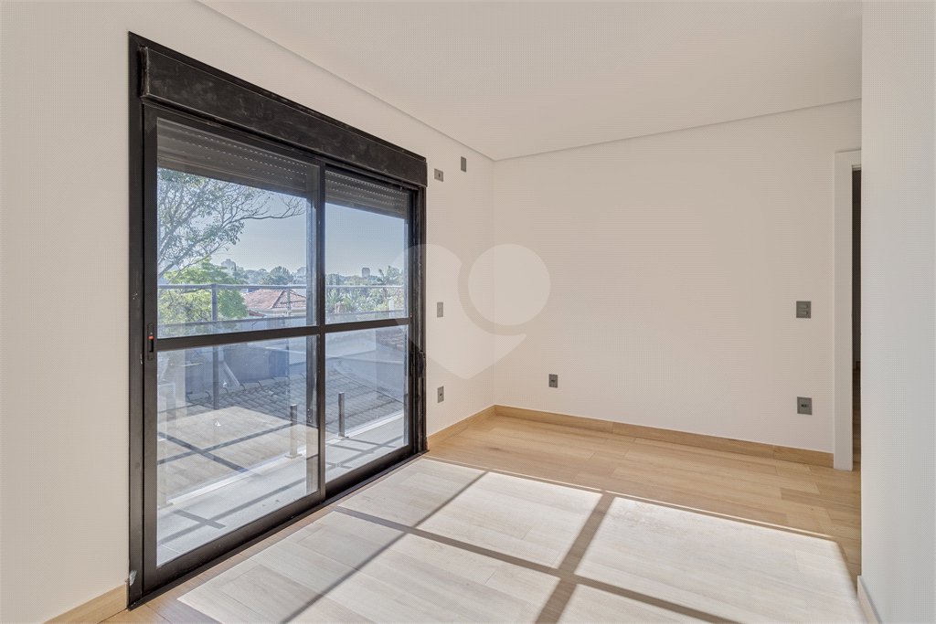 Casa à venda com 4 suítes no condomínio Villa Suiça, São Paulo - SP