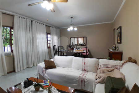 Casa Térrea à venda com 4 quartos, sendo 1 suíte, em Parque Continental, São Paulo, SP