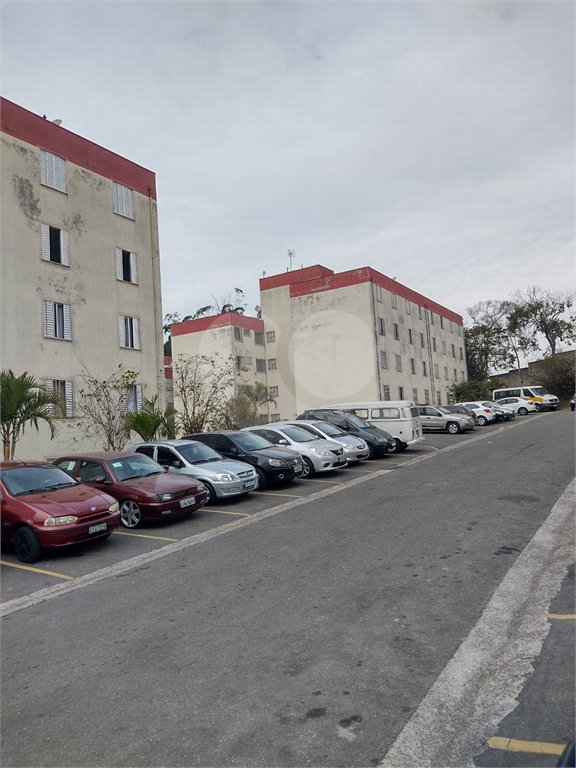 Apartamento à venda com 2 quartos em Jardim do Castelo, Ferraz de Vasconcelos, SP