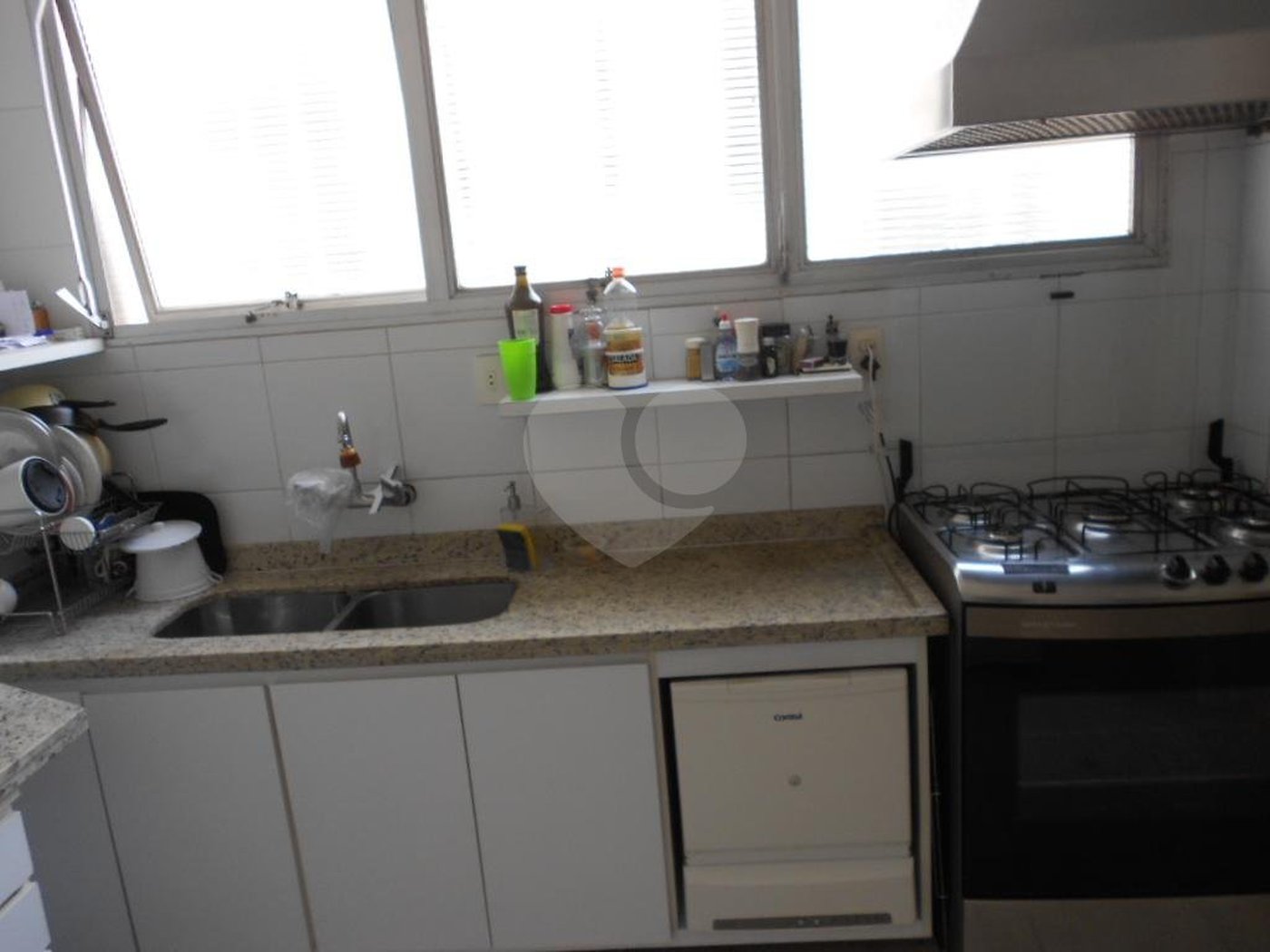 Apartamento à venda com 3 quartos, sendo 1 suíte,  em Santa Cecília, São Paulo, SP