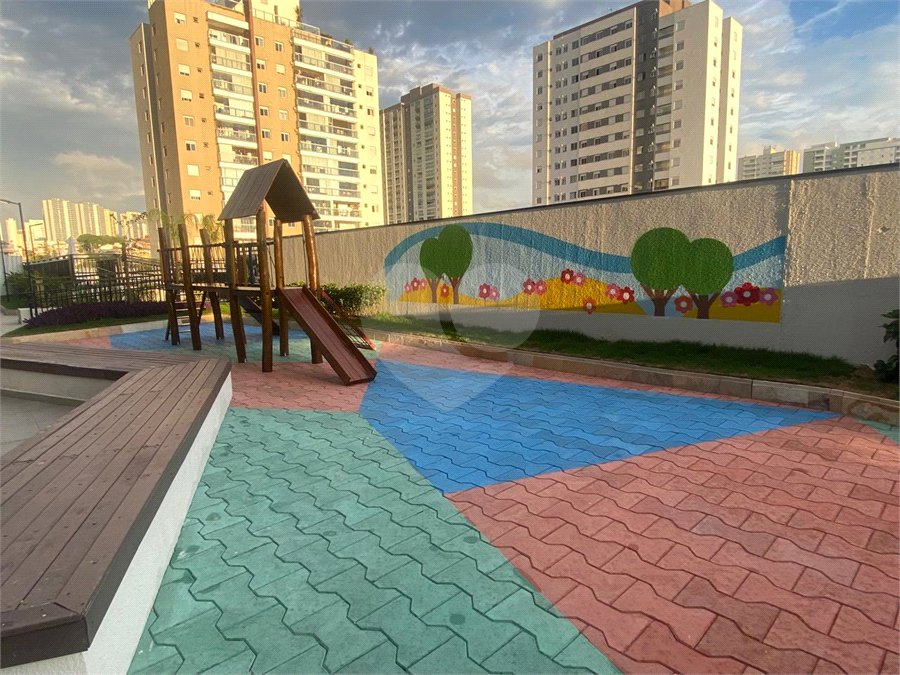 Apartamento à venda com 2 quartos, sendo 1 suíte,  em Vila Rosália, Guarulhos, SP