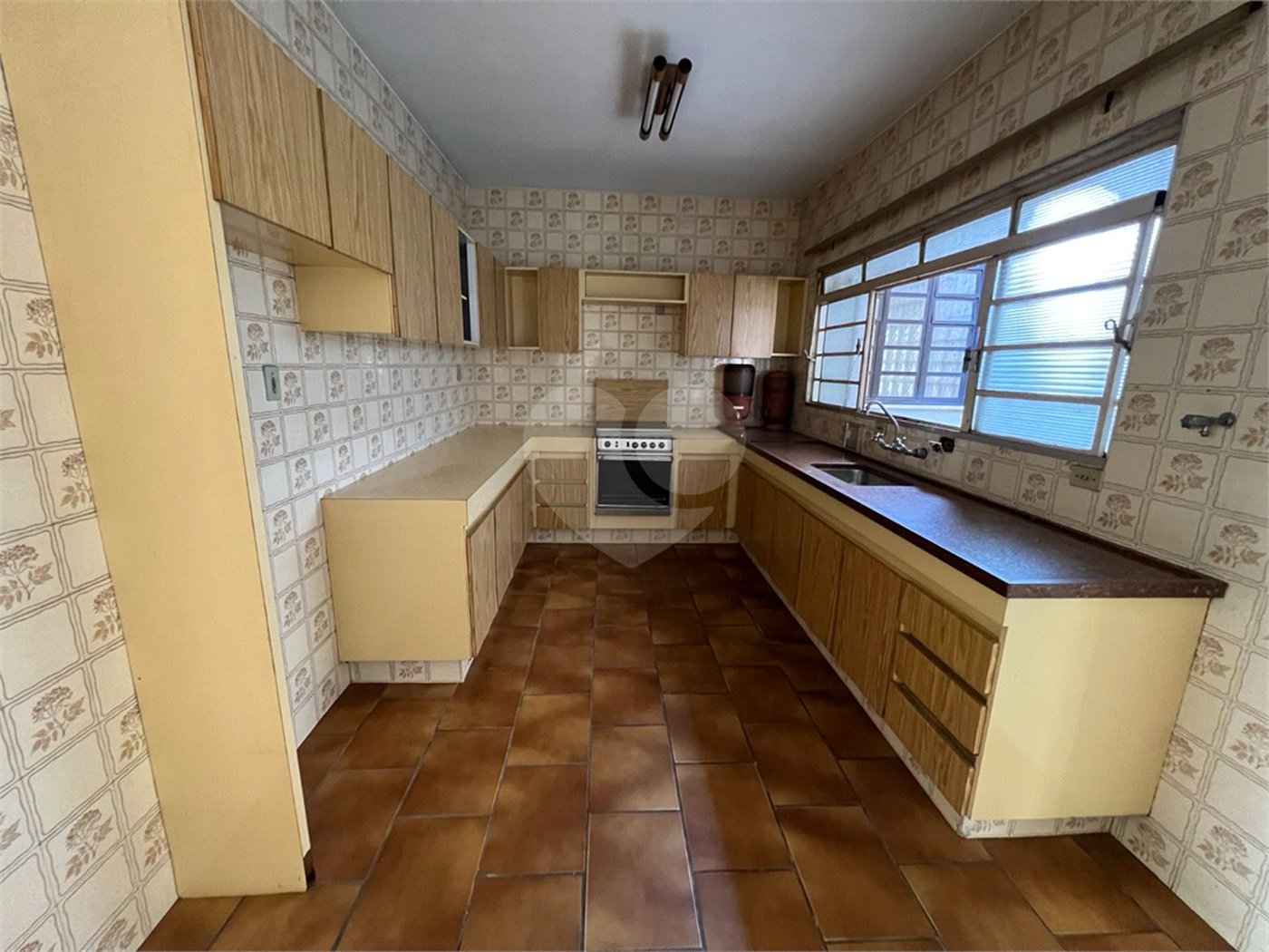 Casa à venda com 3 quartos, sendo 1 suíte, em Vila Vianelo, Jundiaí, SP