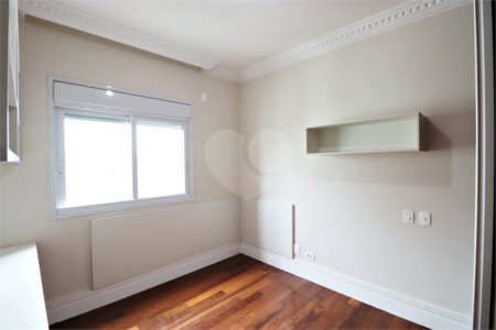 Apartamento à venda com 4 quartos, sendo 3 suítes, em Santana, São Paulo, SP
