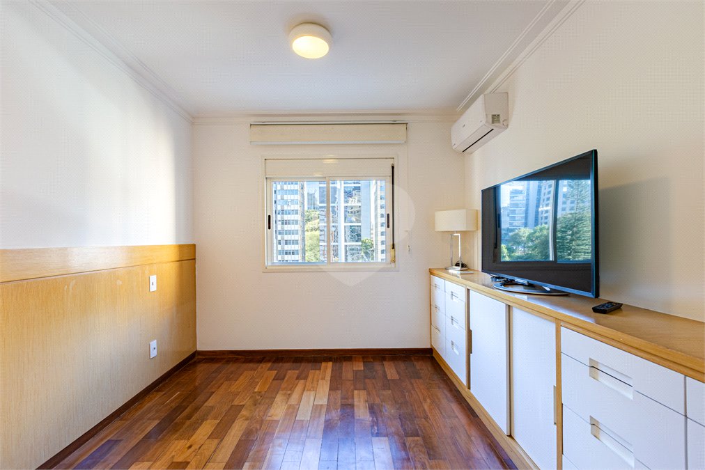 Apartamento para alugar com 2 quartos, sendo 1 suíte, em Cerqueira César, São Paulo, SP