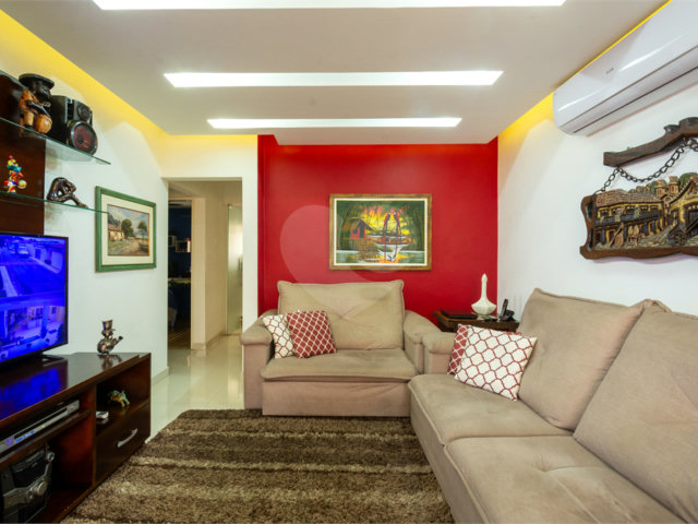 Casa à venda com 4 quartos, sendo 1 suíte,  em Santo Amaro, São Paulo, SP