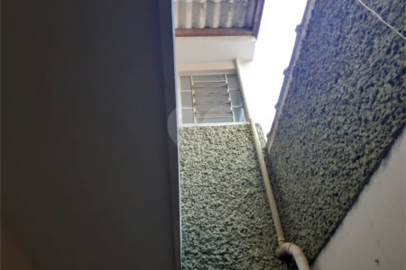 Casa de Vila à venda com 4 quartos, sendo 2 suítes,  em Vila São Francisco, São Paulo, SP