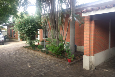 Casa Térrea à venda com 5 quartos, sendo 1 suíte,  em Jardim Dom Bosco, Indaiatuba, SP