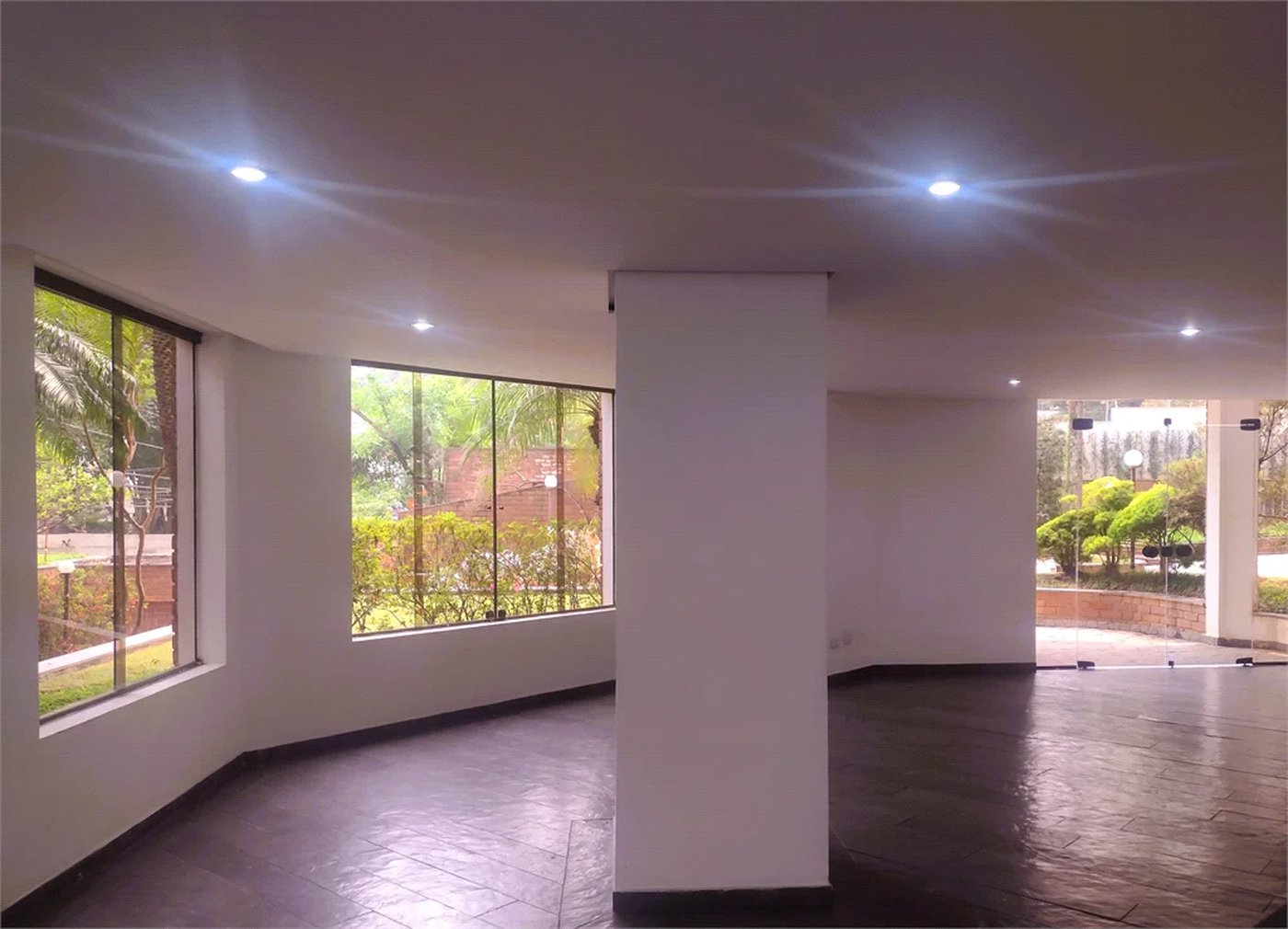 Apartamento à venda com 3 quartos, sendo 1 suíte, em Real Parque, São Paulo, SP