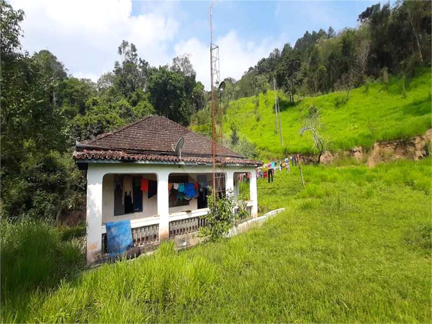 Casa Térrea à venda com 3 quartos, sendo 1 suíte, em Rio Abaixo, Mairiporã, SP